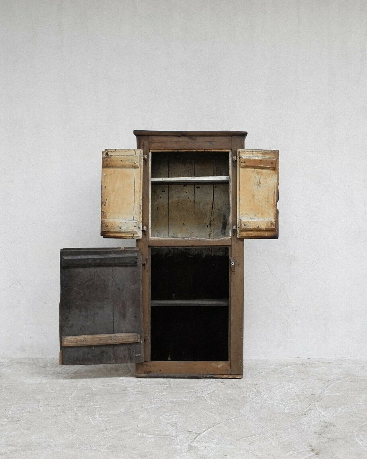 18th C. Pyrenean Mountain Cupboard photo Furniture
