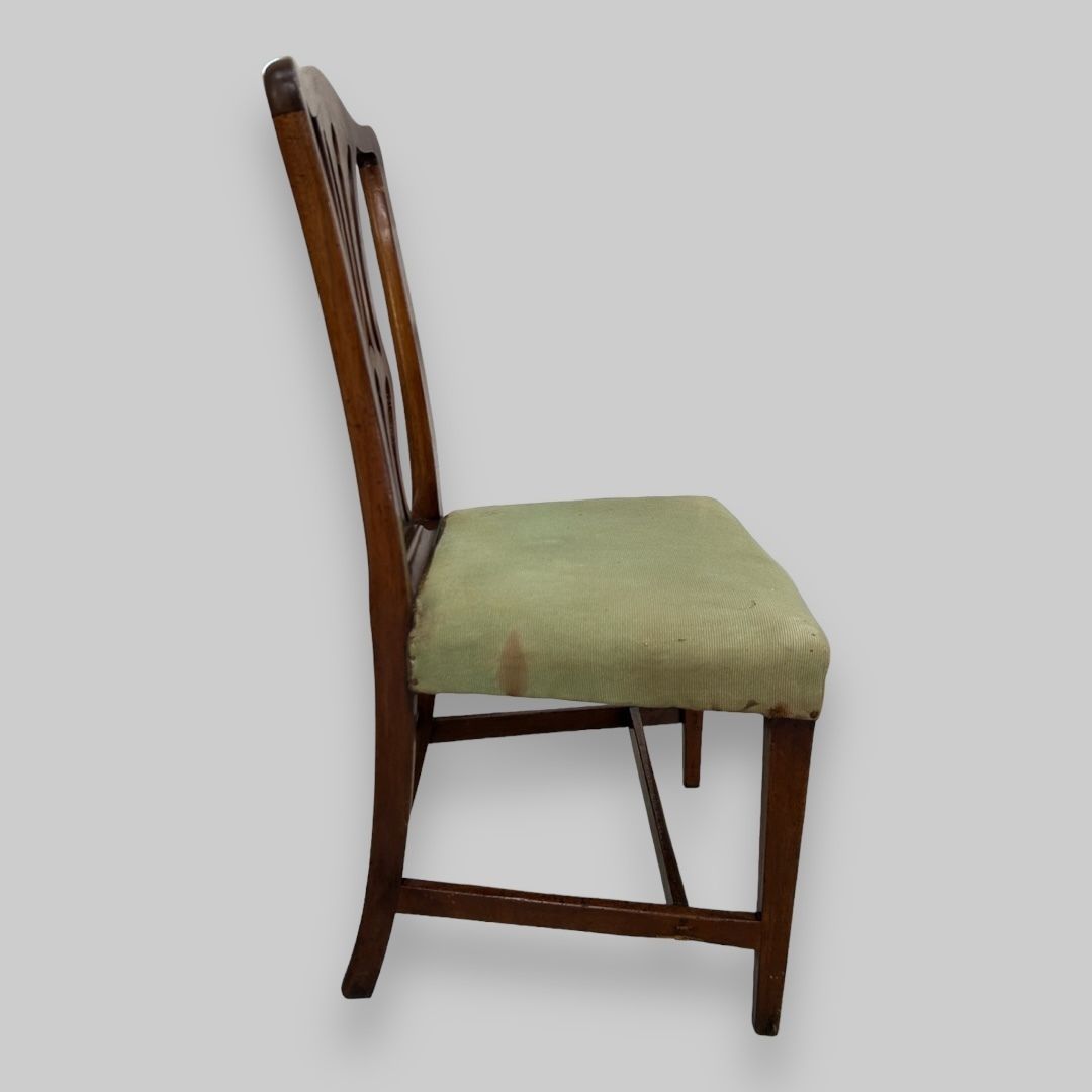 A Pair Of Georgian Mahogany Ribbon Back Side Chairs photo Furniture