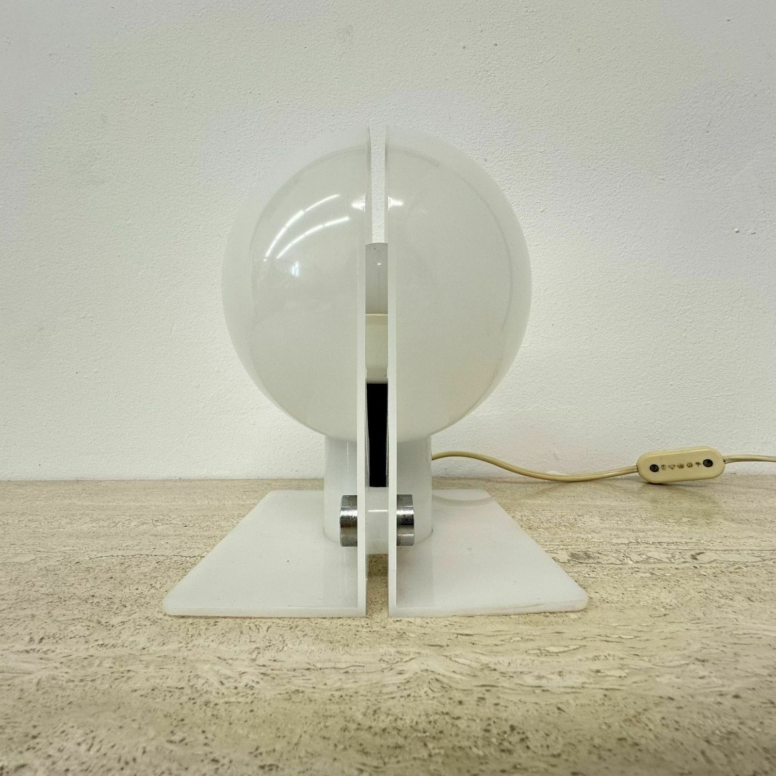 368.0 Vintage Sirio Lamp Van Sergio Brazzoli Voor Harvey Guzzini, Jaren 1970, Space Age photo
