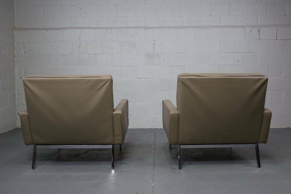 Furniture Florence Knoll Lounge Chairs Model 65a For Knoll International. photo