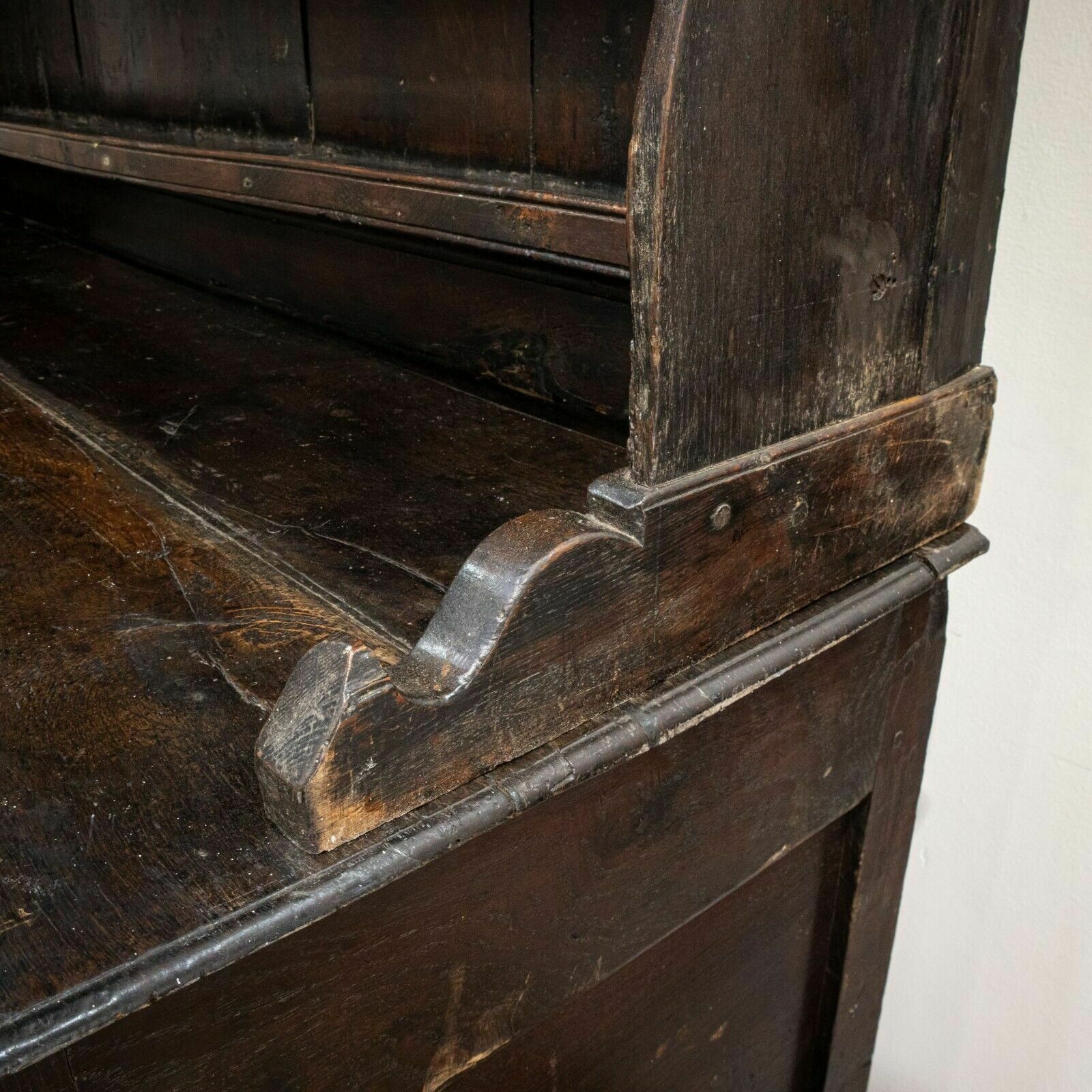18th Century Oak Dresser With Plate Rack photo vinterior