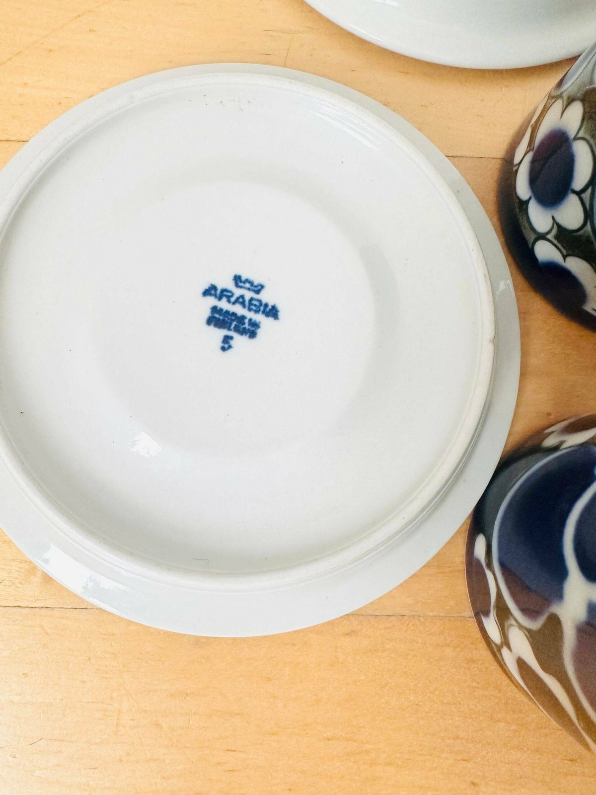Arabia Finland Saara Pair Of Cup & Saucer, Design By Anja Jaatinen Winquist, Scandinavian Modern photo vintage