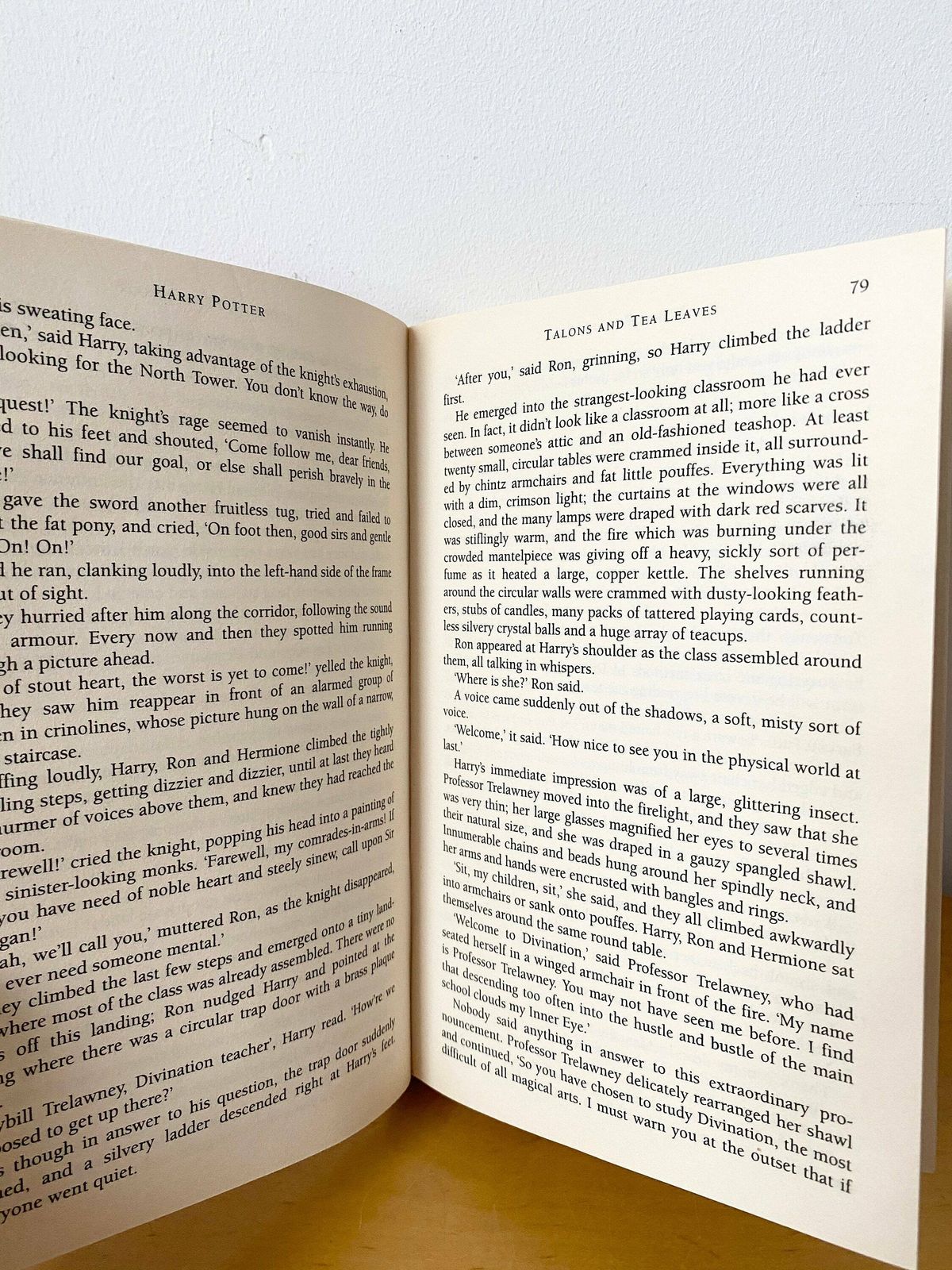 Harry Potter And The Prisoner Of Azkaban J. K. Rowling, 1999, Hard Cover, First Edition photo vinterior