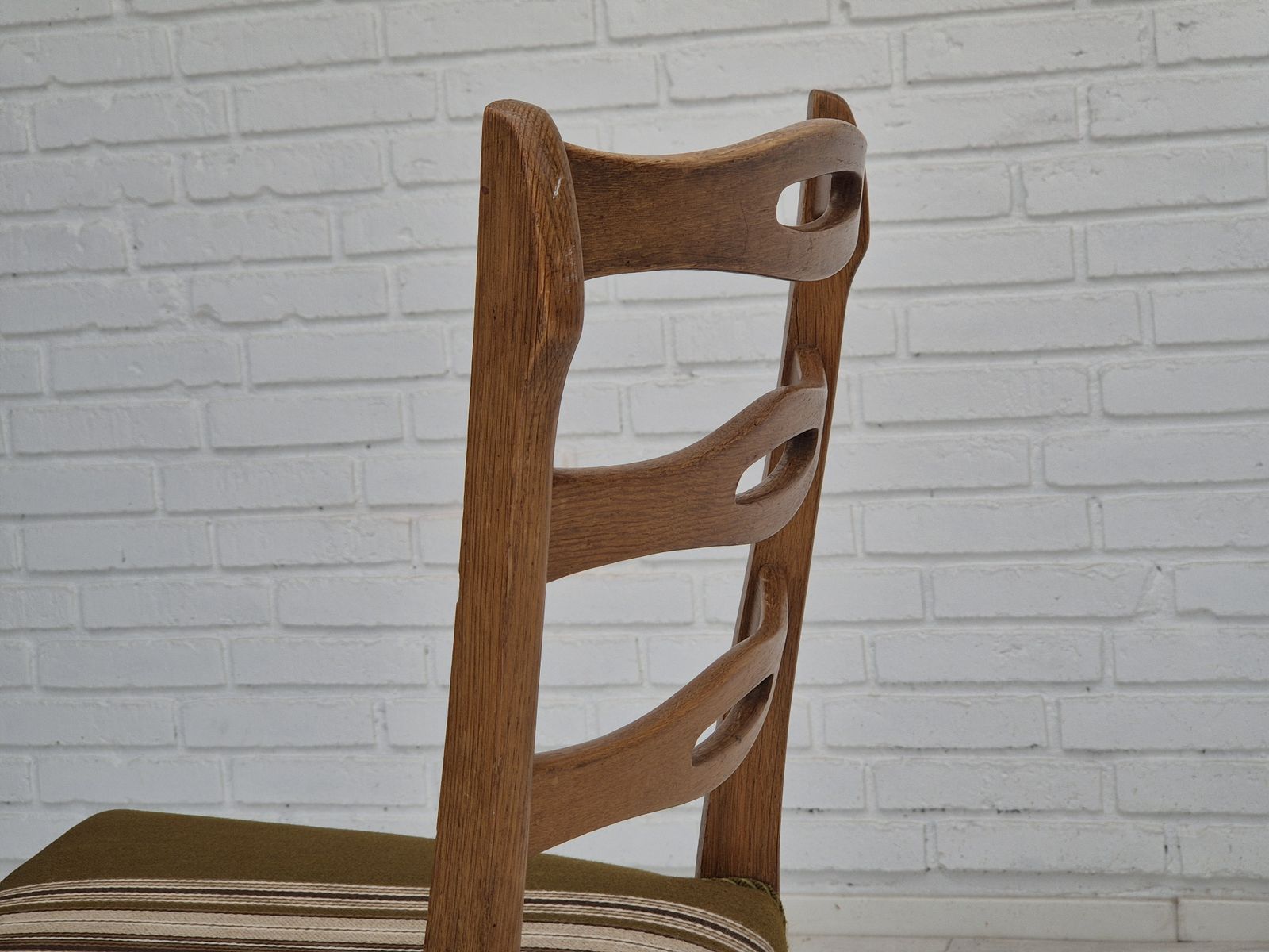 1970s, Set Of 4 Danish Dining Chairs In Oak Wood, Green Furniture Wool. photo for sale