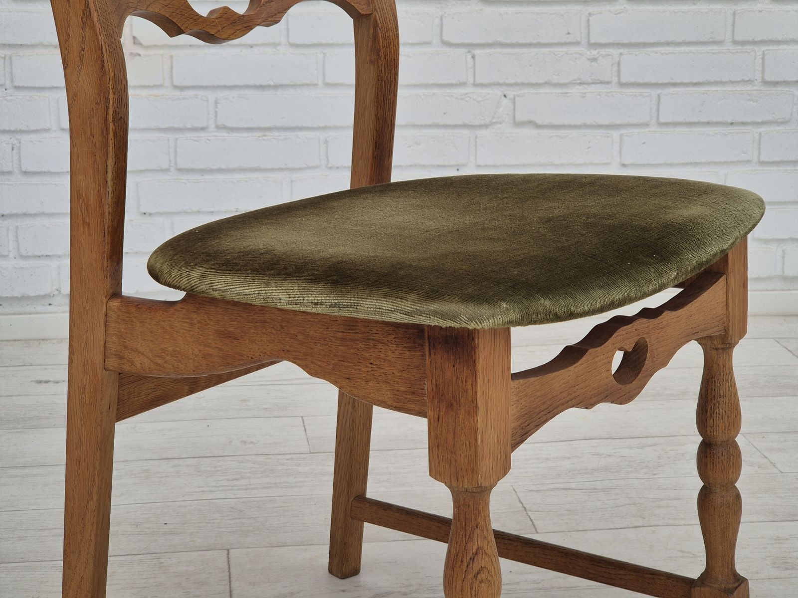 1970s, Set Of 4 Danish Dining Chairs, Original Condition, Oak Wood, Furniture Velour. photo furniture
