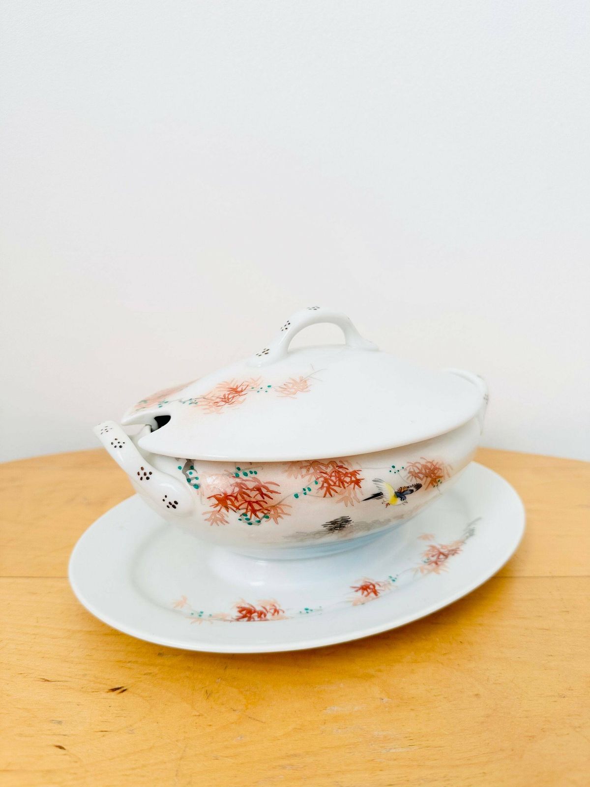 Japanese Kutani Porcelain Sauce Dish, Gravy Boat With Plate, Hand Painted Dish photo for sale