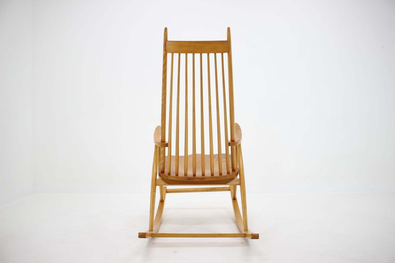 1960s Midcentury Wooden Rocking Chair, Czechoslovakia photo 657.0
