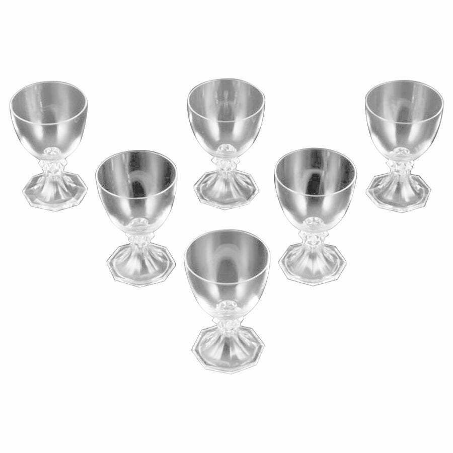 Val St. Lambert, Belgium. Set Of Four Wine Glasses In Clear Crystal Glass.