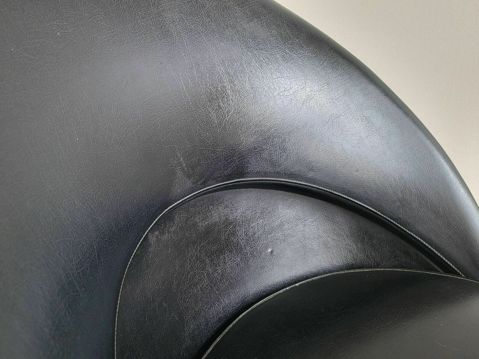 1515.0 Vintage Cone Chair K1 Armchair By Verner Panton 1950 Black Faux Leather & Steel photo