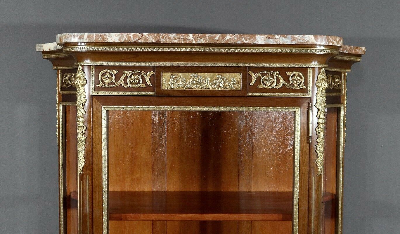 Mahogany Showcase, Transition Louis XV Louis XVI Style – 1900 photo vinterior