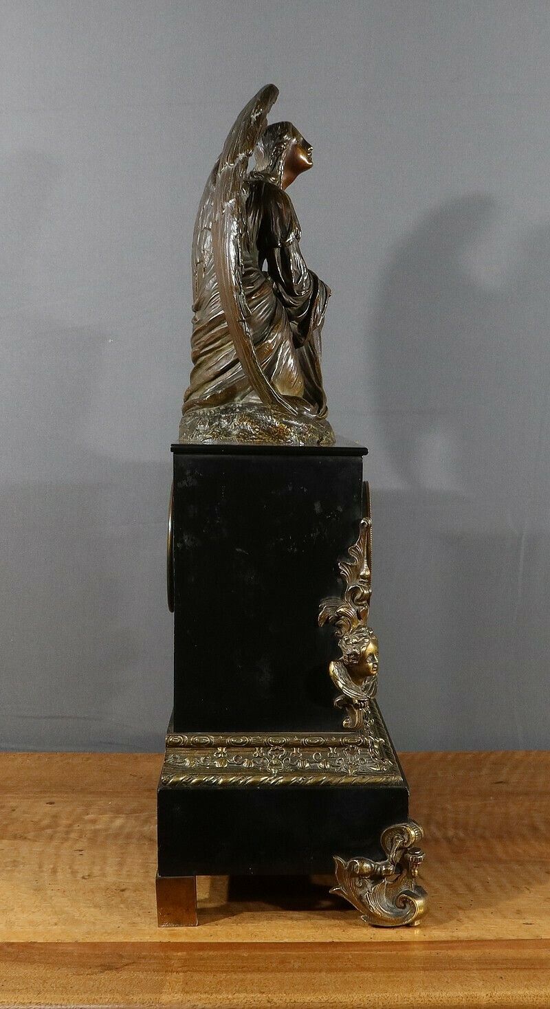 photo vintage Marble And Bronze Clock, “The Angel In Contemplation”, Miroy Frères, Napoleon III Period – Mid 19th Century