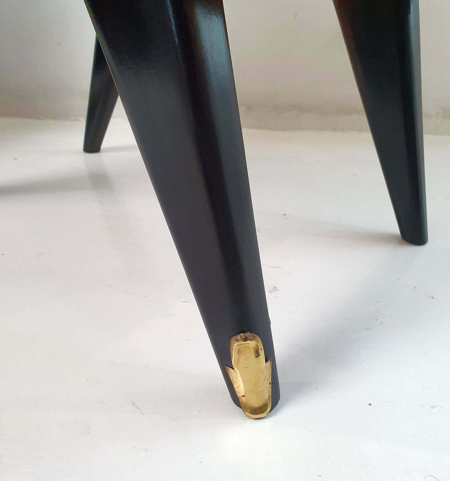 A Pair Of Italian Mid Century Nightstands photo 3965.0