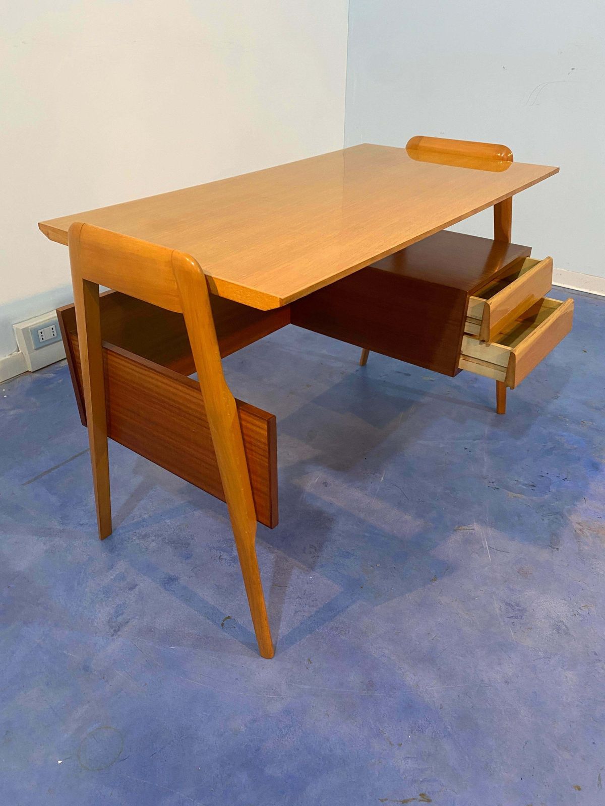 photo for sale Italian Mid Century Modern Desk And Chair Designed By Vittorio Dassi In 1950s