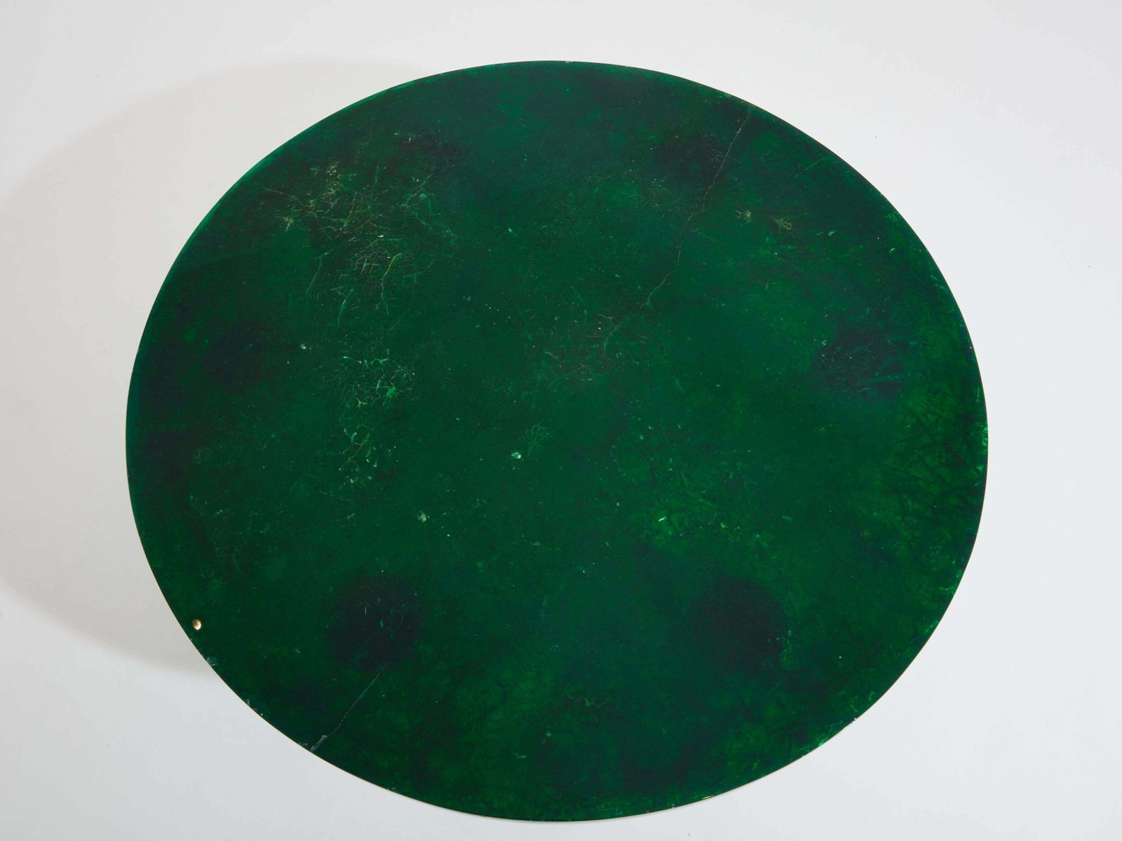 Table basse ronde en résine fractale Marie-Claude de Fouquières, années 1970 photo for sale