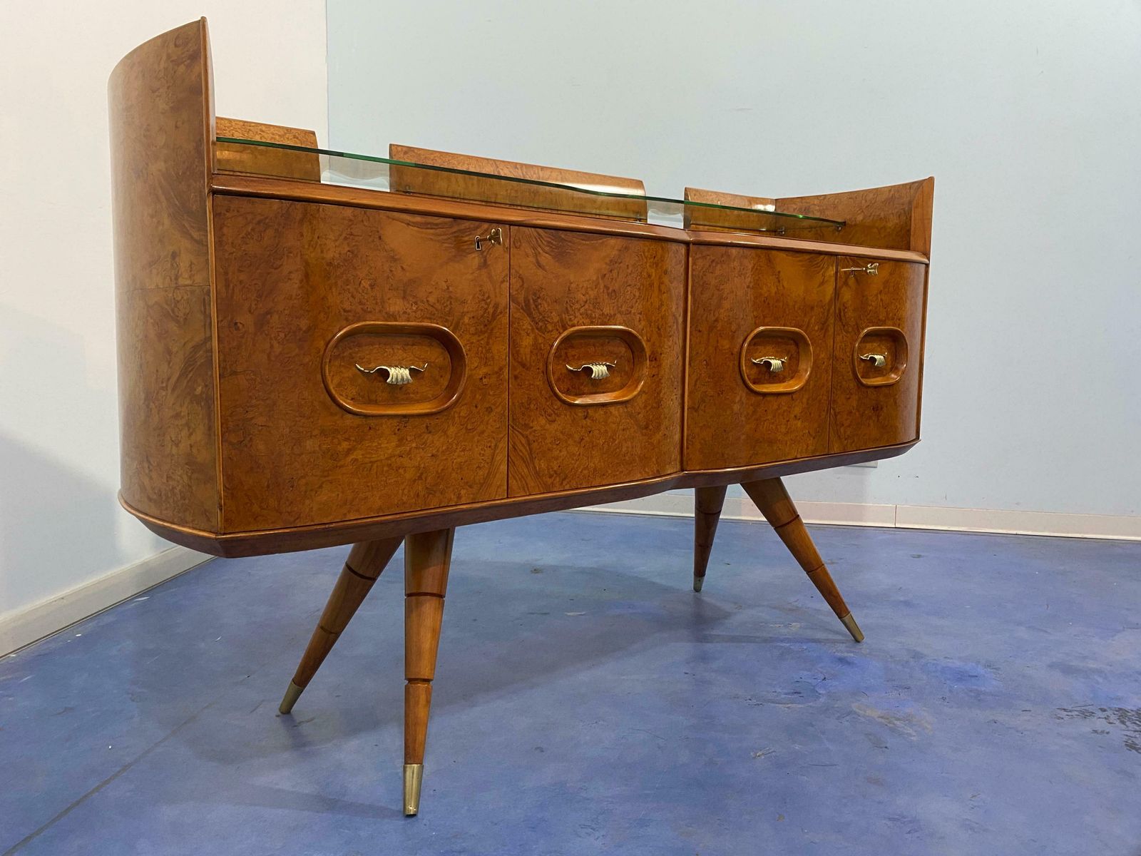 photo furniture Italian Mid Century Sideboard Honey Color In Birch Wood, 1950s