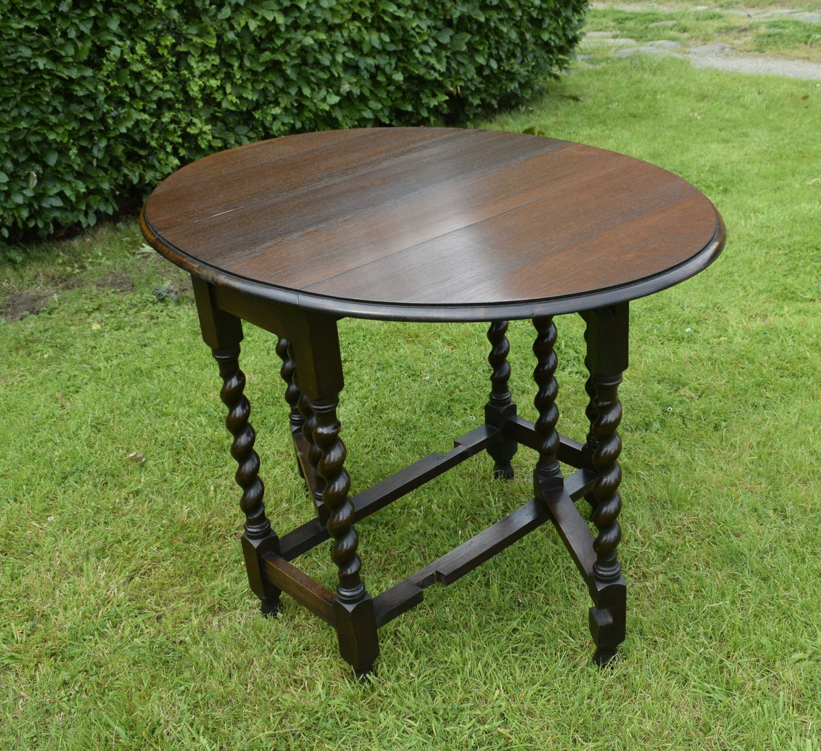 Oak Gateleg Dining Table, 1910s photo 325.0