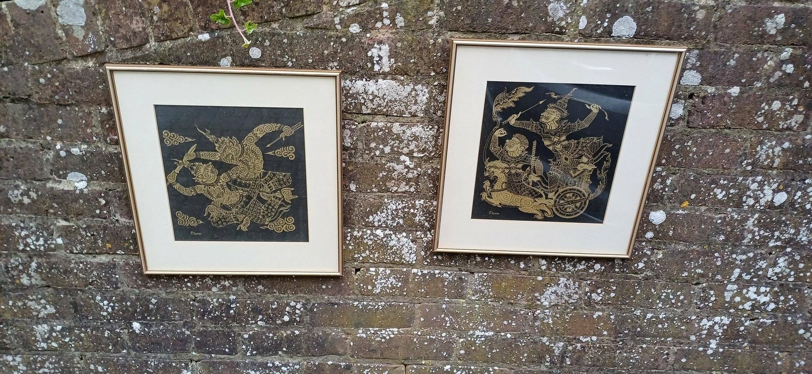 Pair Of Oriental Warriors Print On Silk With Gold Frames. Chana. photo 75.0