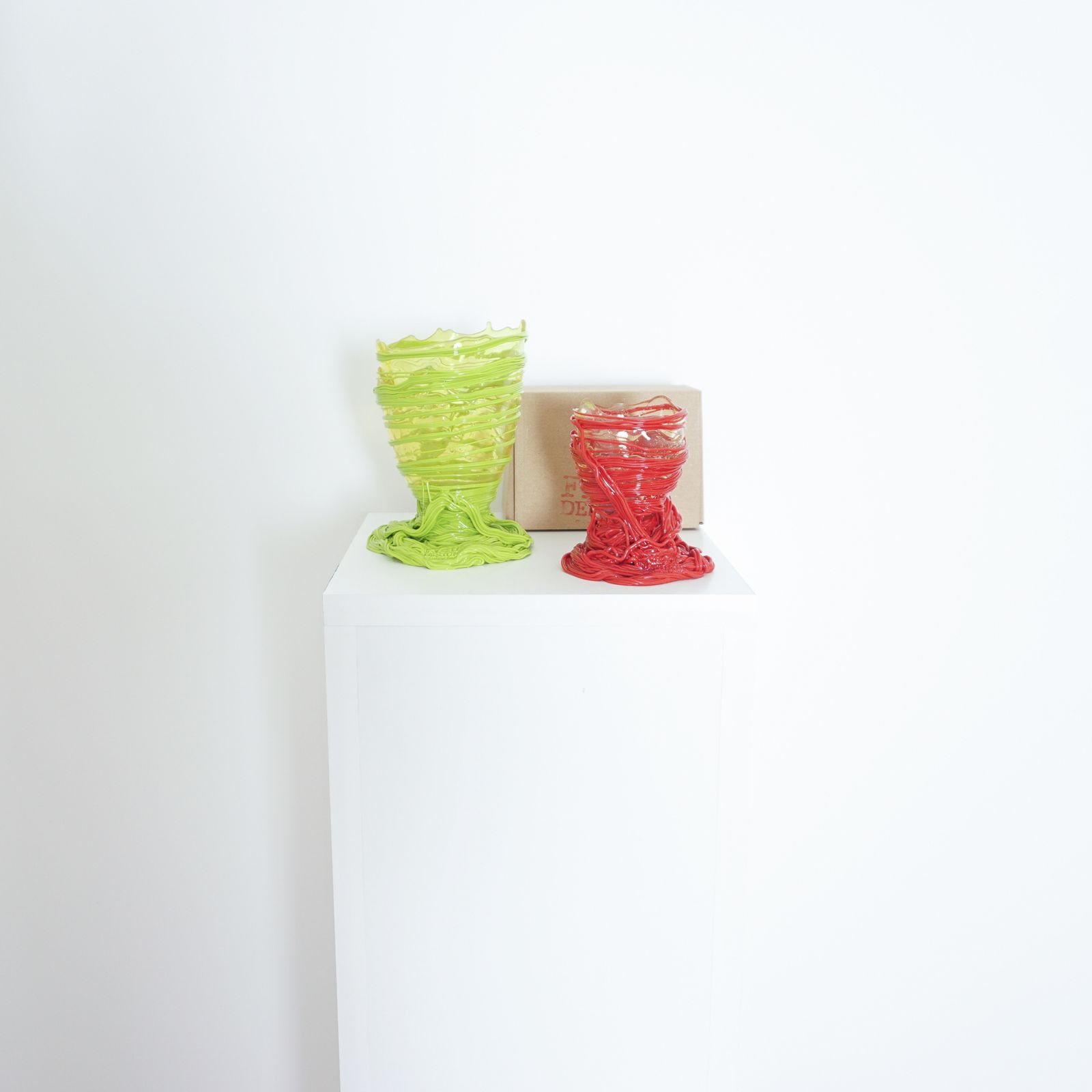 Gaetano Pesce Resin Vases – Fish Design photo Home Decor