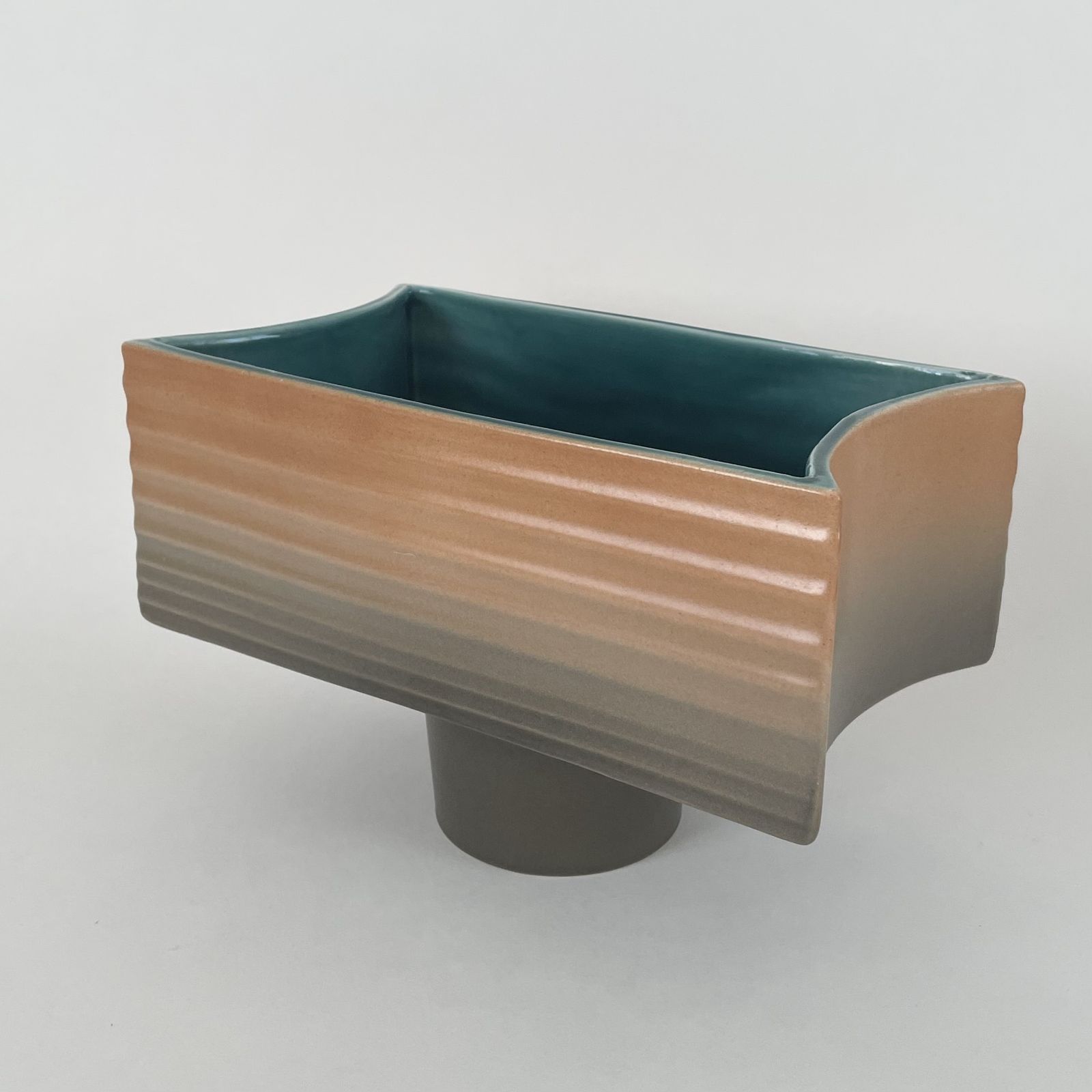 Stylish Midcentury Modernist 2336 Bulb Planter By Beswick 1960s