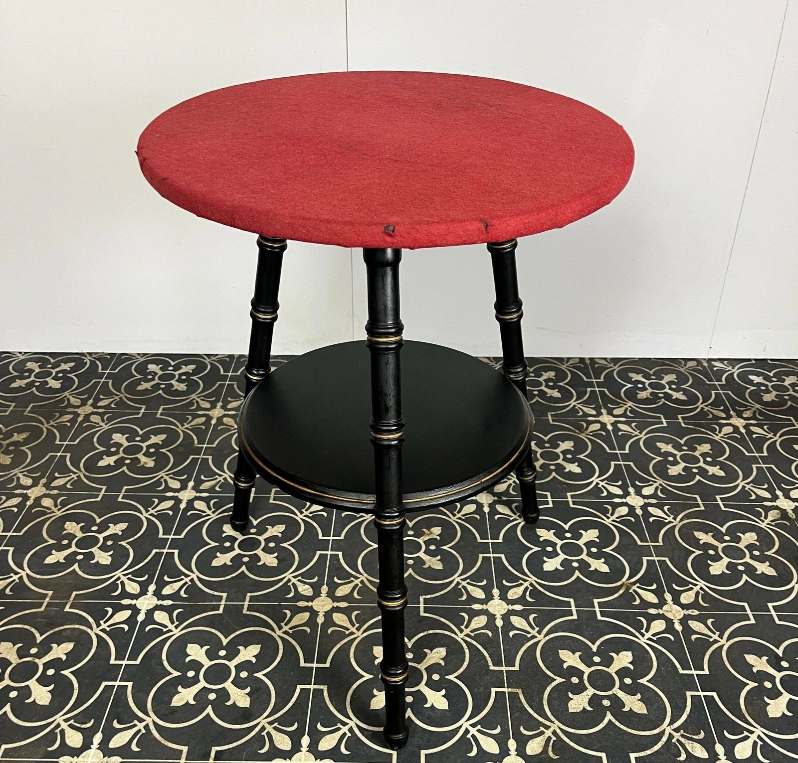 Early 20th Century Stylish Ebonised Coffee Or Side Table, Period Faux Bamboo, Antique Furniture, Red Baize, Gold Detail, Interior Design photo Furniture