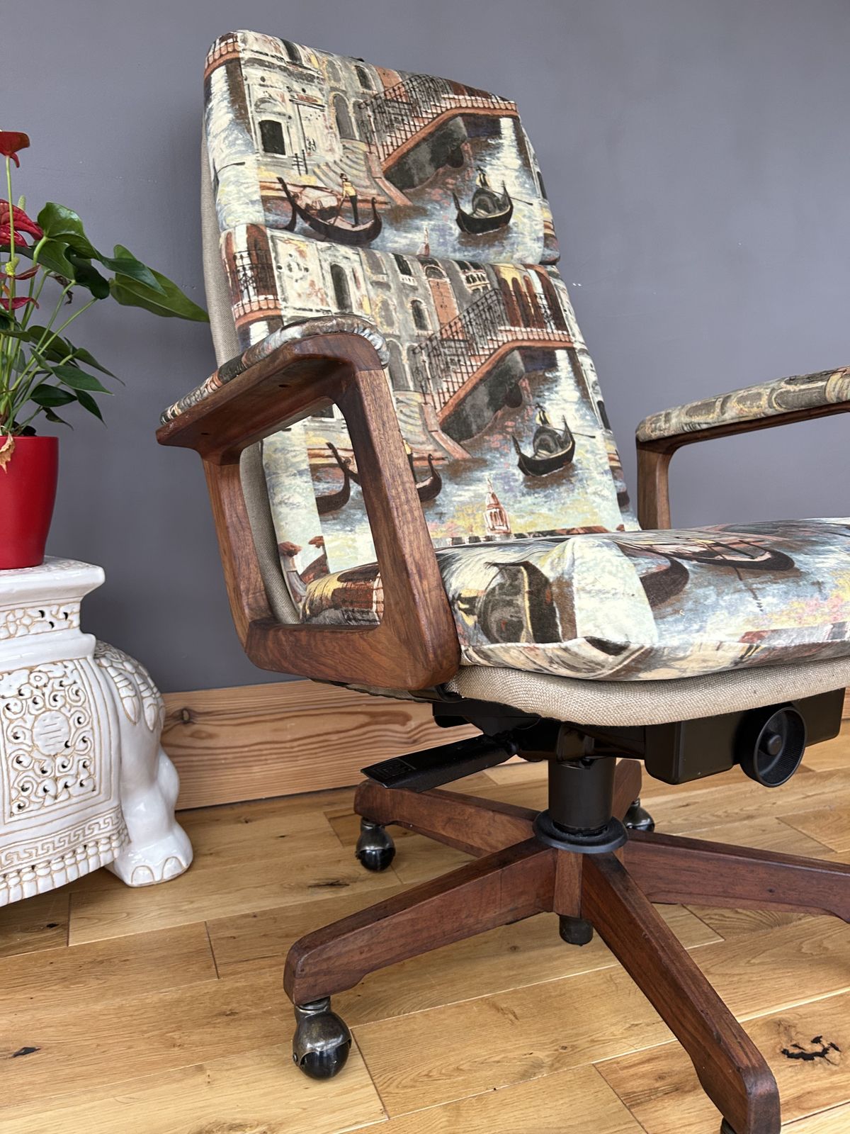 Vintage German Sedus Swivel Office Chair – Reupholstered In Zoffany Venice Scene Fabric photo buy