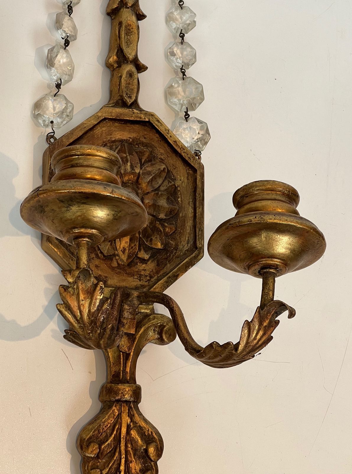 Important Pair Of Gilded Carved Wood Sconces With Crystal Garlands photo buy