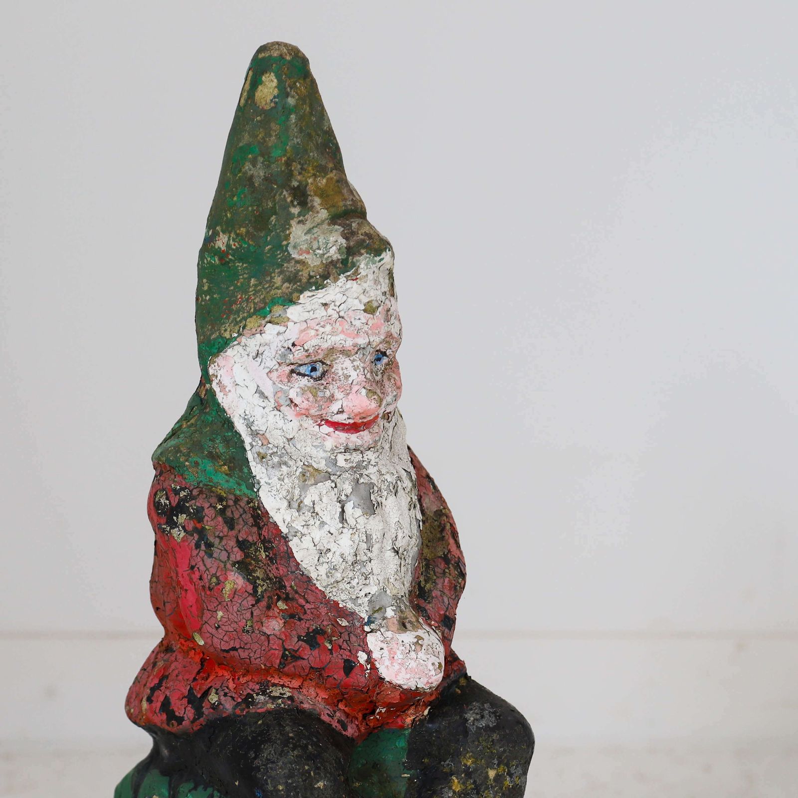 English Circa 1930s Garden Gnome Cast Stone Original Flaky Paint photo vinterior