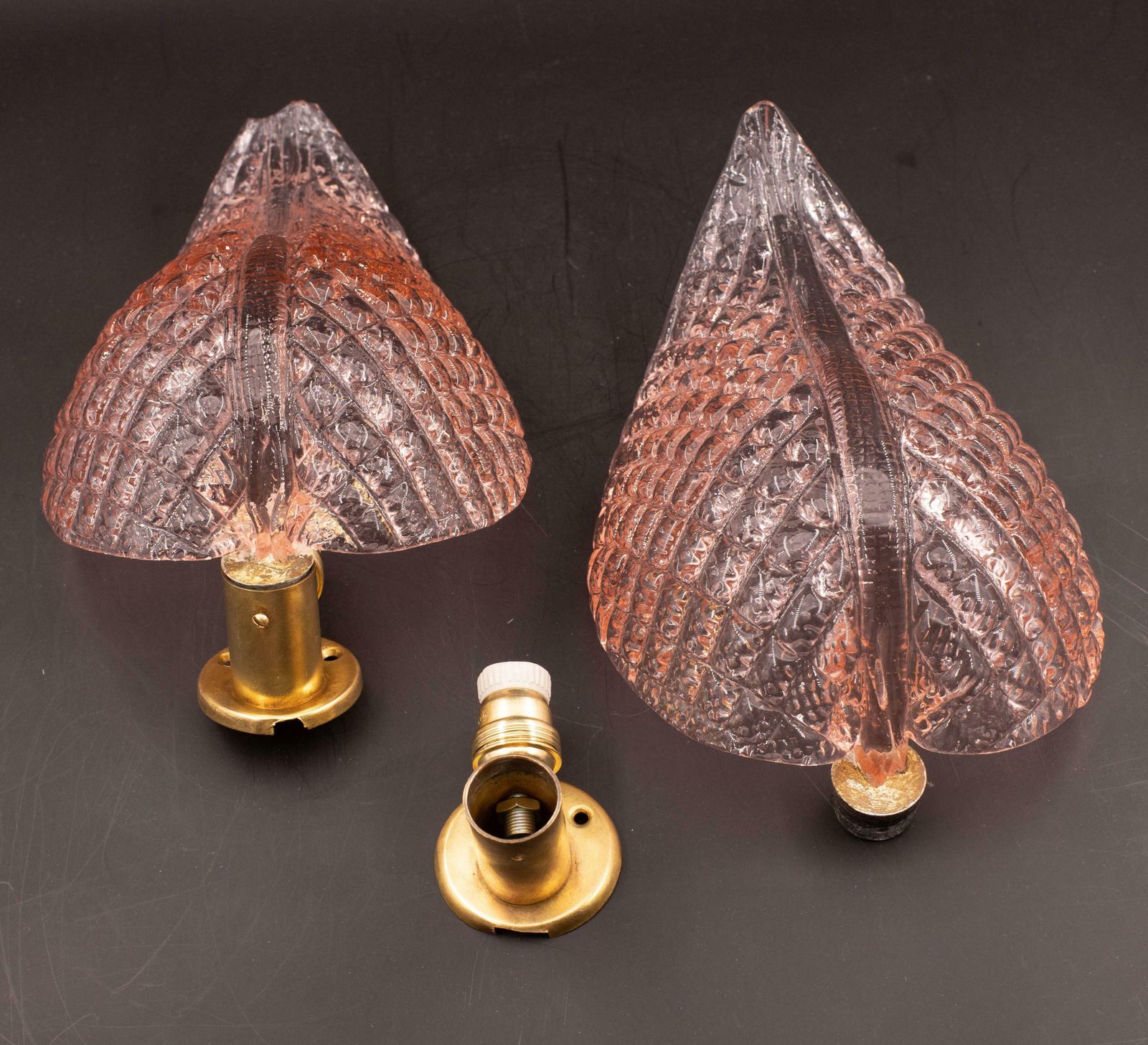 Set Of 2 Wall Light Pink Jewel Murano Glass Leave By Barovier E Toso, 1950s photo vinterior