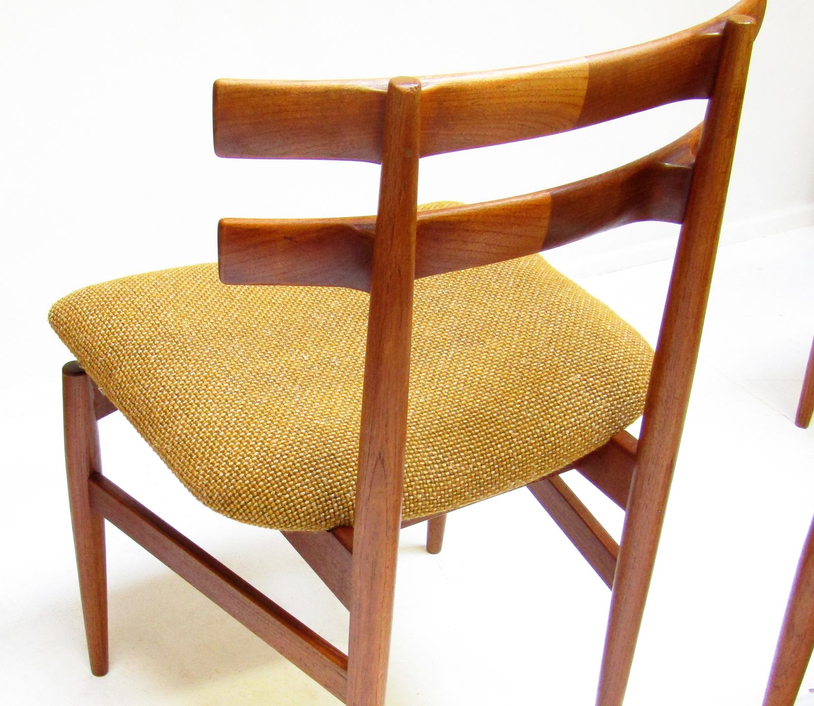 2250.0 Five 1960s Danish Model 30 Dining Chairs By Poul Hundevad In Teak & Mustard Fabric photo