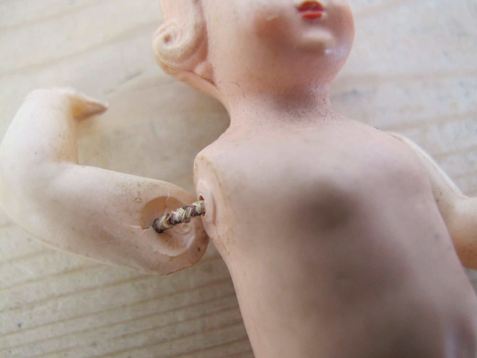 Celluloid Schildkröt Doll 3.5 Inches Tall, Turtle Brand. German Jointed Celluloid Doll photo 50.0
