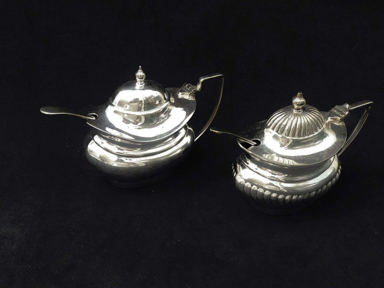 Victorian Salt And Pepper Cellars With Lid And Glass Insert Condiment Set Gift For Couple Wedding Antique Gift English Silver Plated