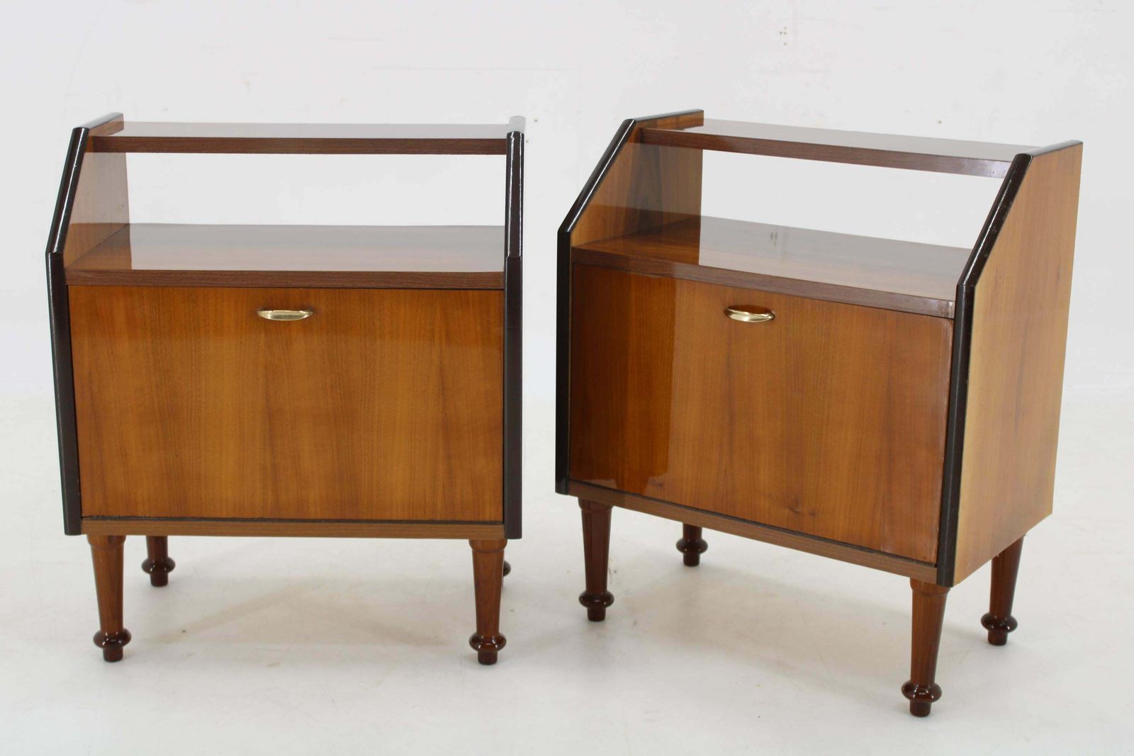 1960s Pair Of Nightstands In Walnut Finish, Italy photo buy