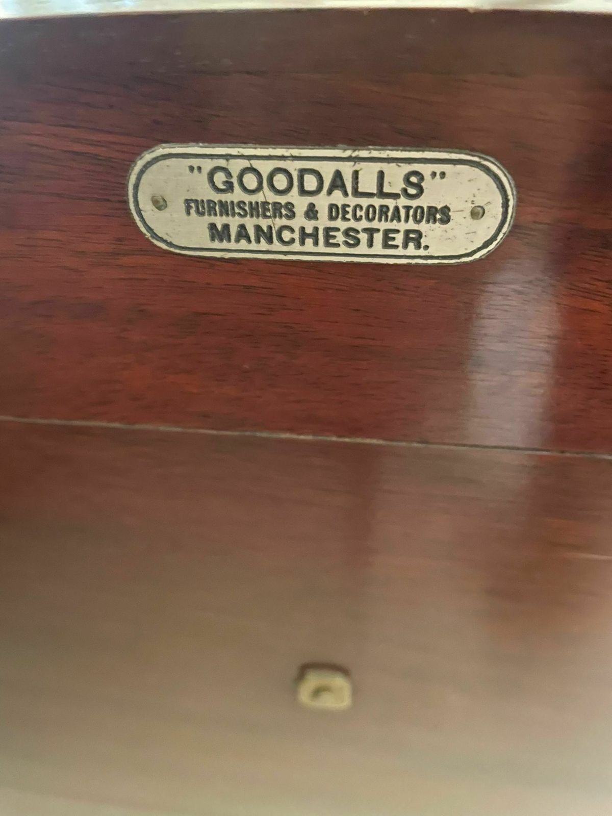 photo buy Outstanding Quality Antique Early 20th Century Mahogany Sideboard By Goodall Of Manchester