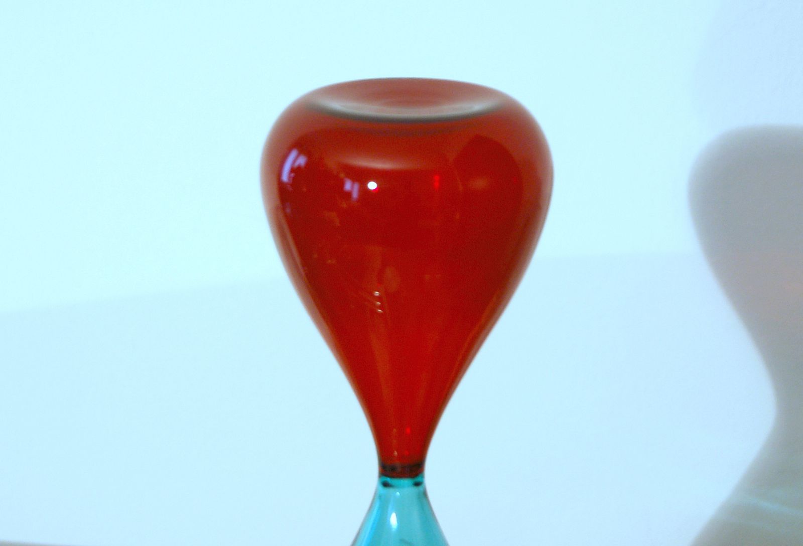 Venini Hourglass   Murano Glass   Fulvio Bianconi   Red / Light Blue photo furniture