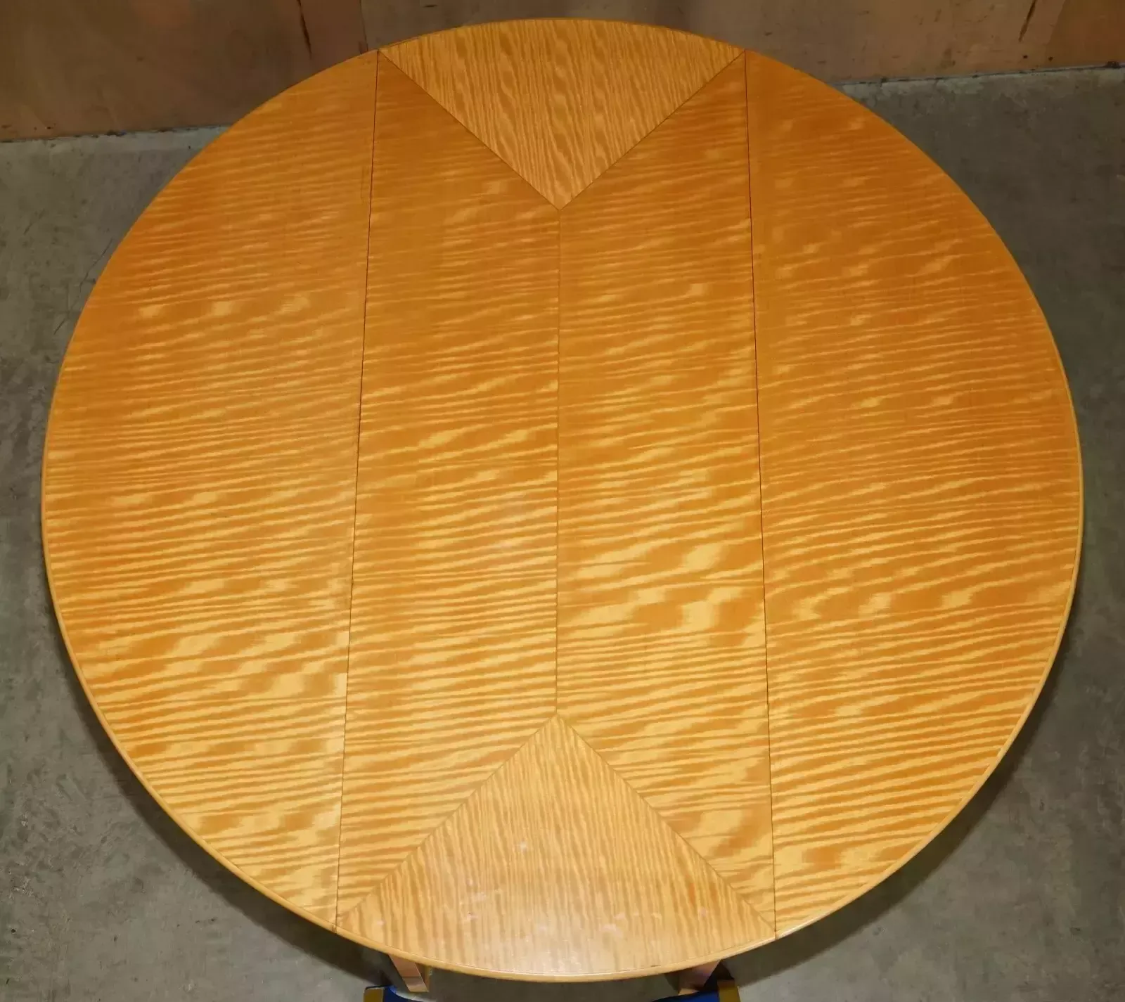 3950.0 Stunning Andrew Varah Satinwood Walnut Round Extending Dining Table With Drawers photo