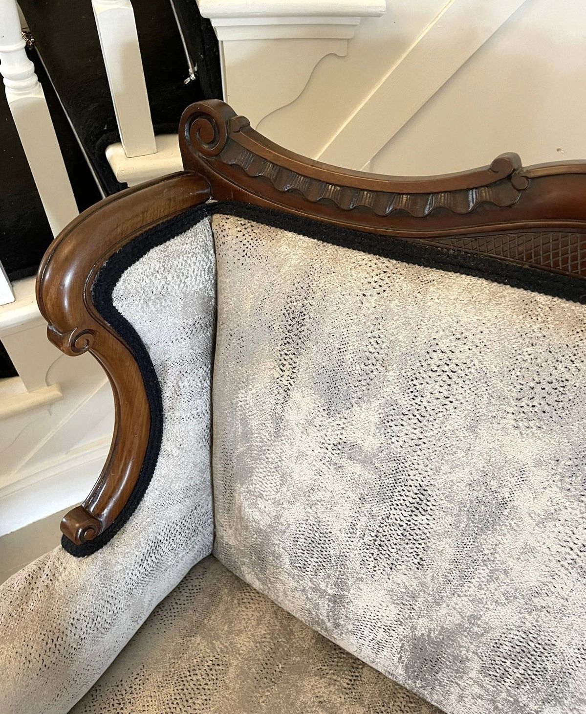 Outstanding Quality Antique 19th Century Carved Mahogany Sofa photo Furniture