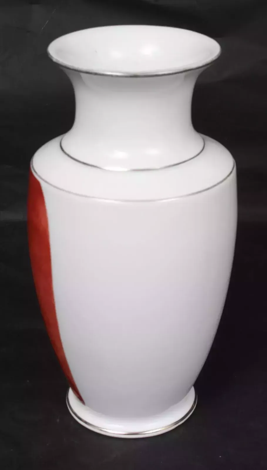 Jessen Porcelain Vase With Painting