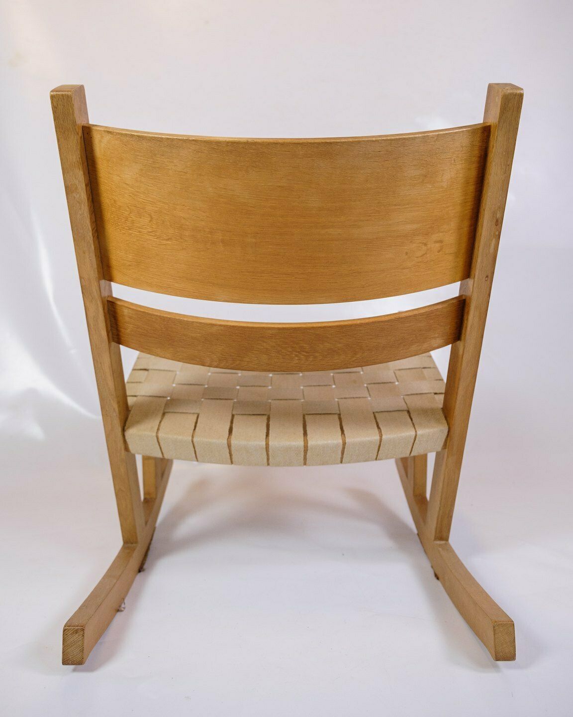 Rocking Chair Model Ge674 In Oiled Oak By Hans J. Wegner For Getama From 1970s photo 1455.0