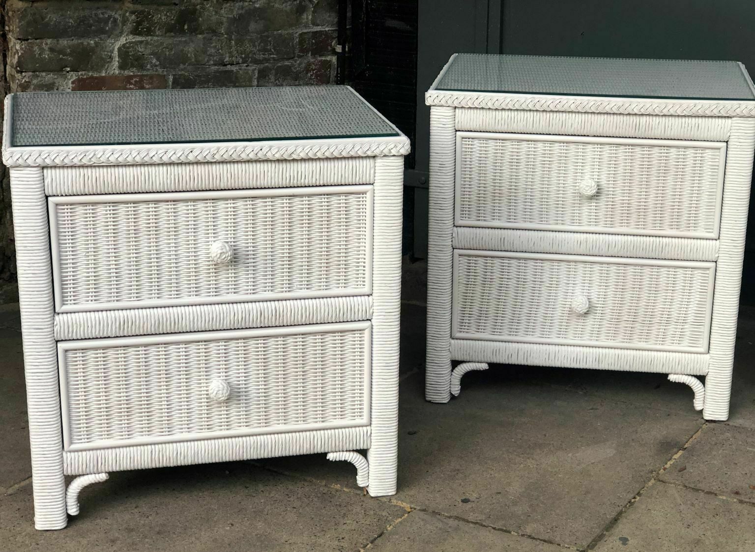 Mid Century Wicker Bedroom Suite Chest Of Drawers, Bedside Cabinets & Mirror By Henry Link, 1980s photo buy