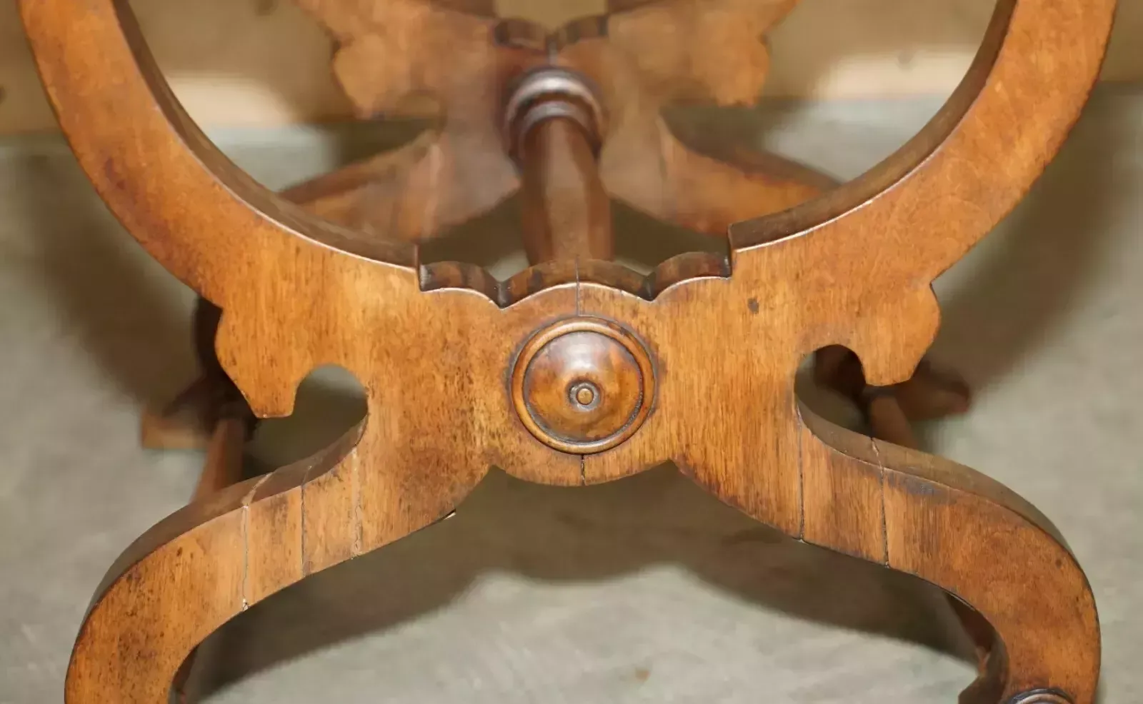 Sublime Antique Victorian Hand Carved English Oak "Good Luck" Horse Shoe Stool photo vinterior