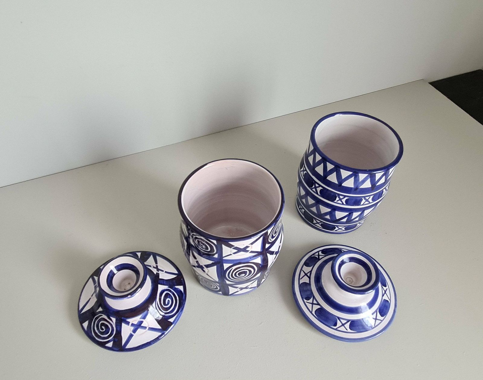 Rare Coffee And Tea Pots Signed R.P. Robert Picault Bleu Vallauris/ 1950 / Ceramic / Vintage / French Riviera / Mediterranean Style / 20th photo vinterior