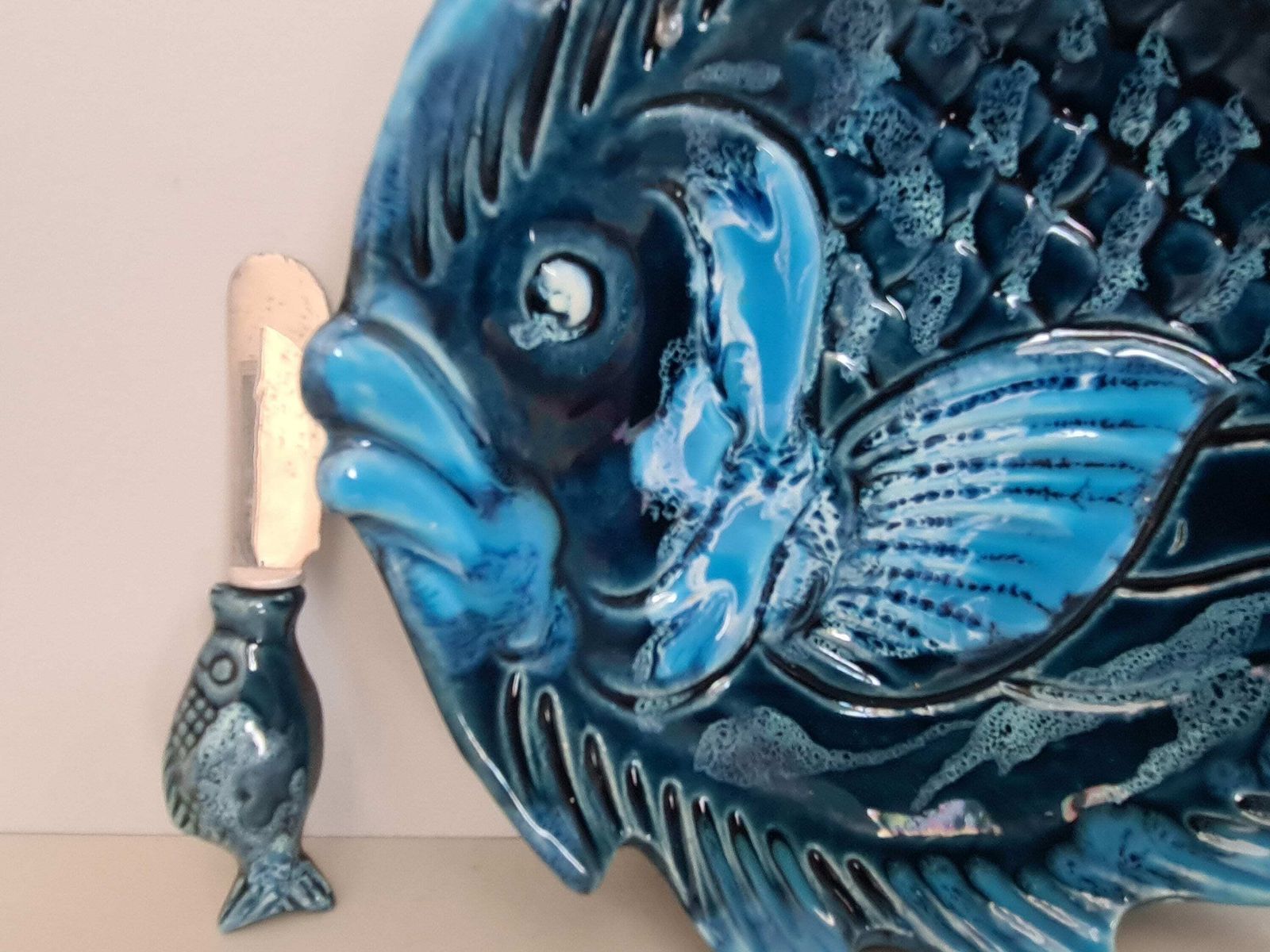 Ceramic Butter Dish Signed Vallauris Fish Decor And Its Knife / Fish / Ceramic / 1960 / French Riviera / Mid Century / 20th photo for sale