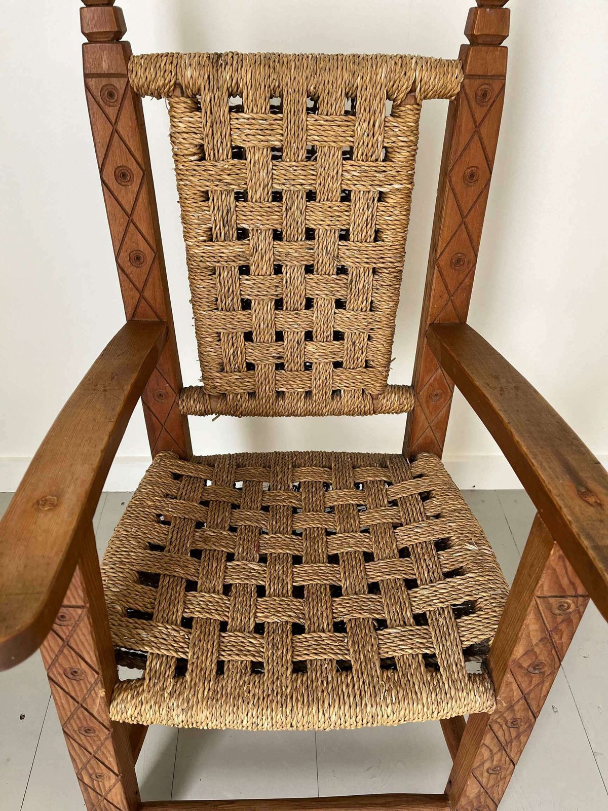 Carved Folk Art Mission Style Antique Children's Chair In Solid Wood With Rope Seat photo vinterior
