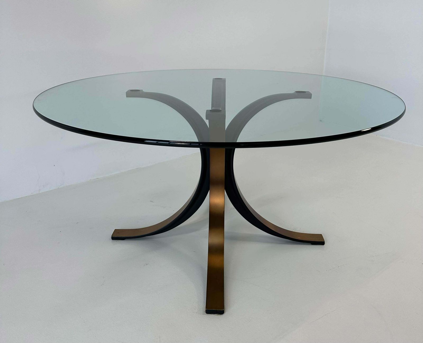 Osvaldo Borsani And Eugenio Gerli T69b Bronzed Brass Table By Tecno, 1960s photo buy