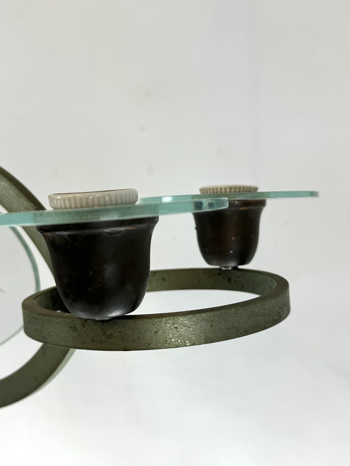3367.0 Pietro Chiesa, Art Deco Chandelier In Solid Lacquered Brass And Glass. Italy 1930s photo