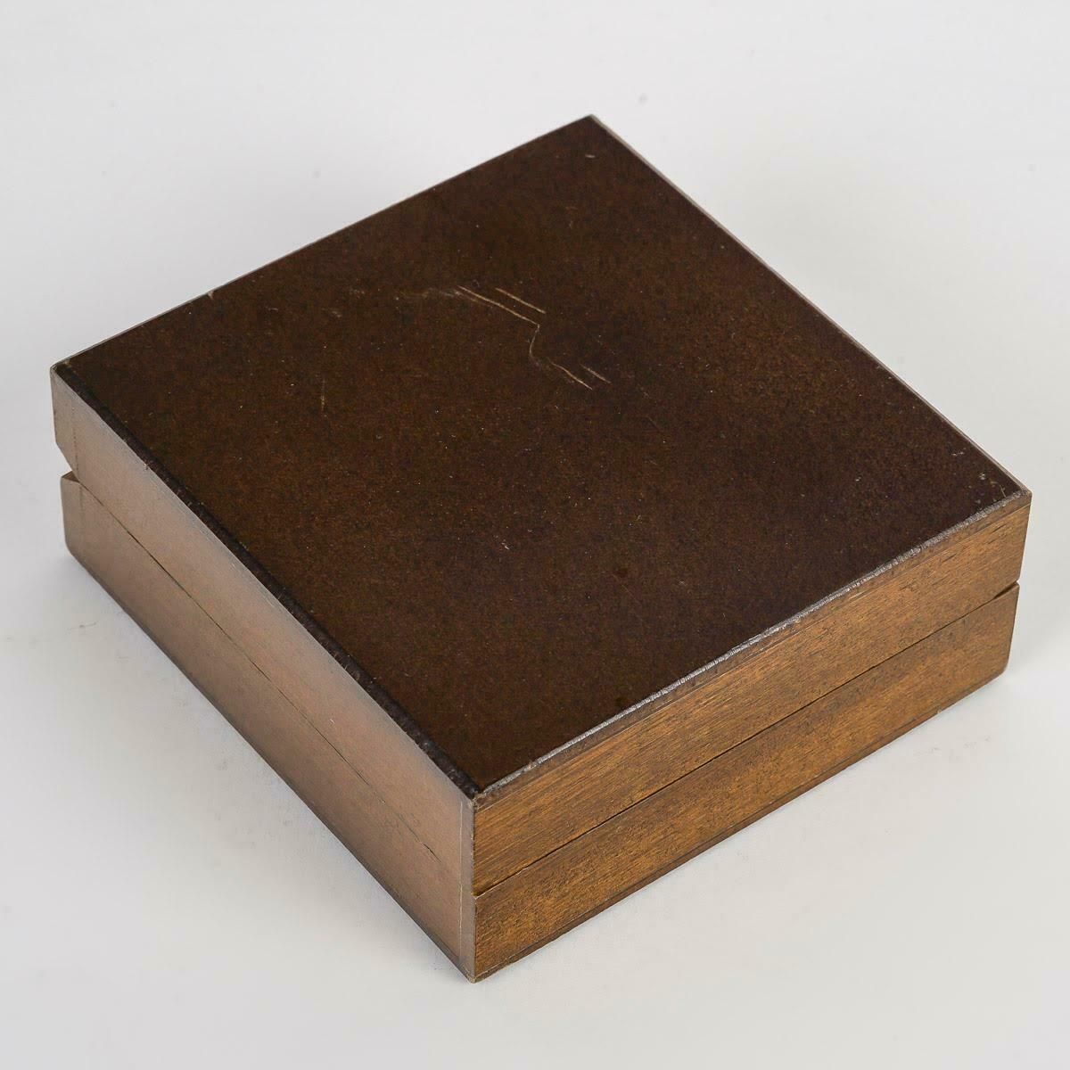 Scientific Calendar In Brass And Marble For The 40 Years, 1991 2030. $193.62 photo Home Decor