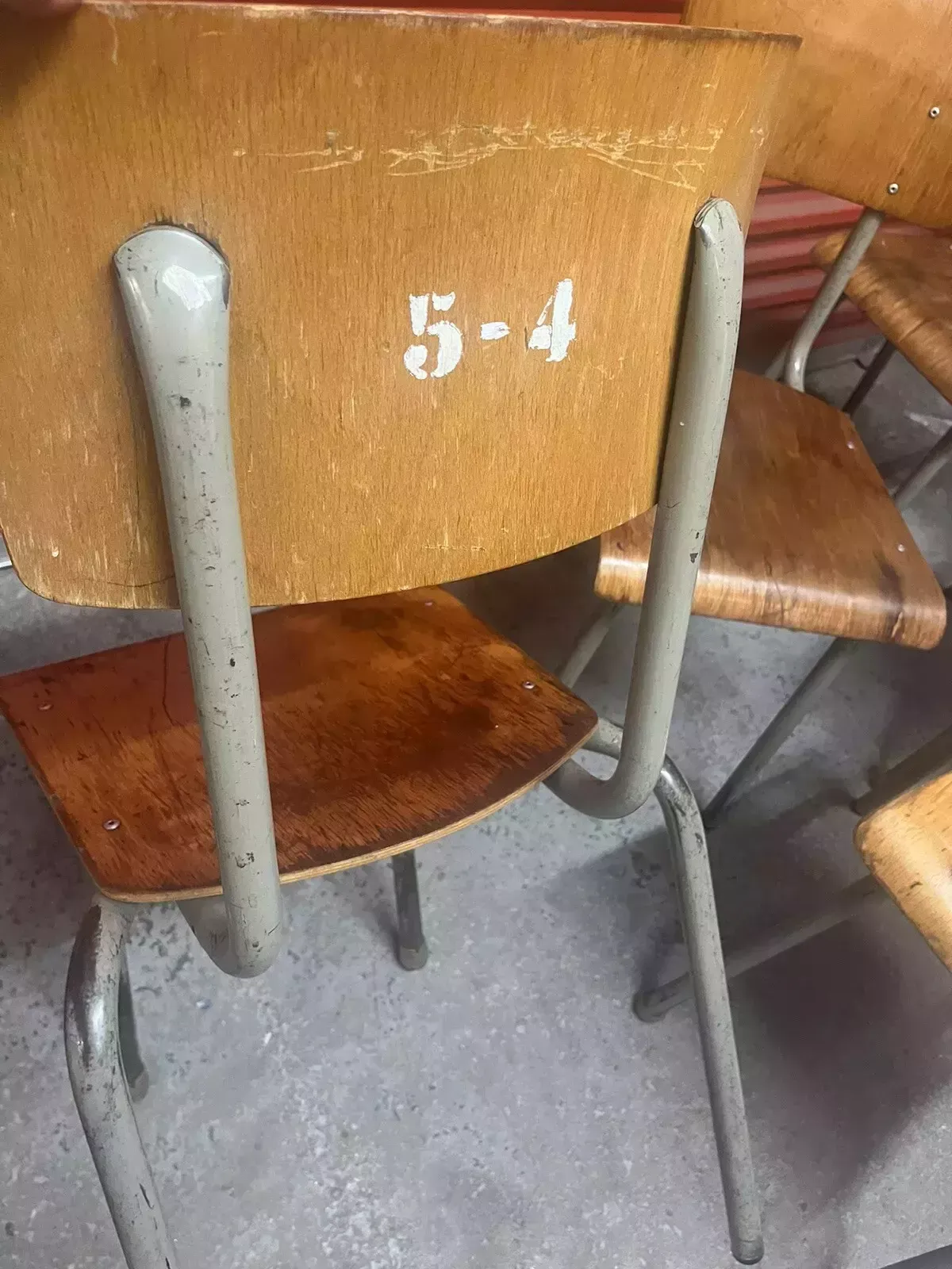 photo vinterior Bauhaus Style Stacking Chair   Suit Cafe / Bar / Tv Prop   Six Available