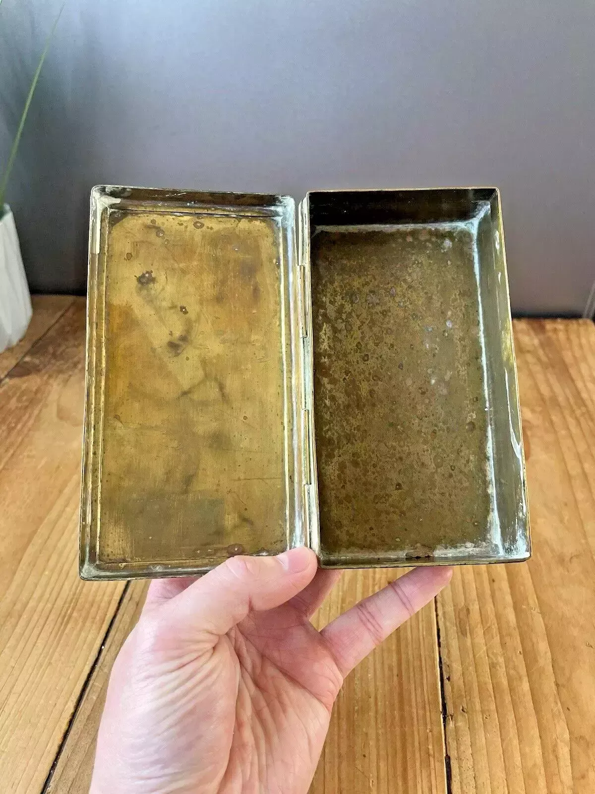 Good Quality Antique Vintage Chinese Indian Brass Hinged Lid Cigar Cigarette Box photo vintage