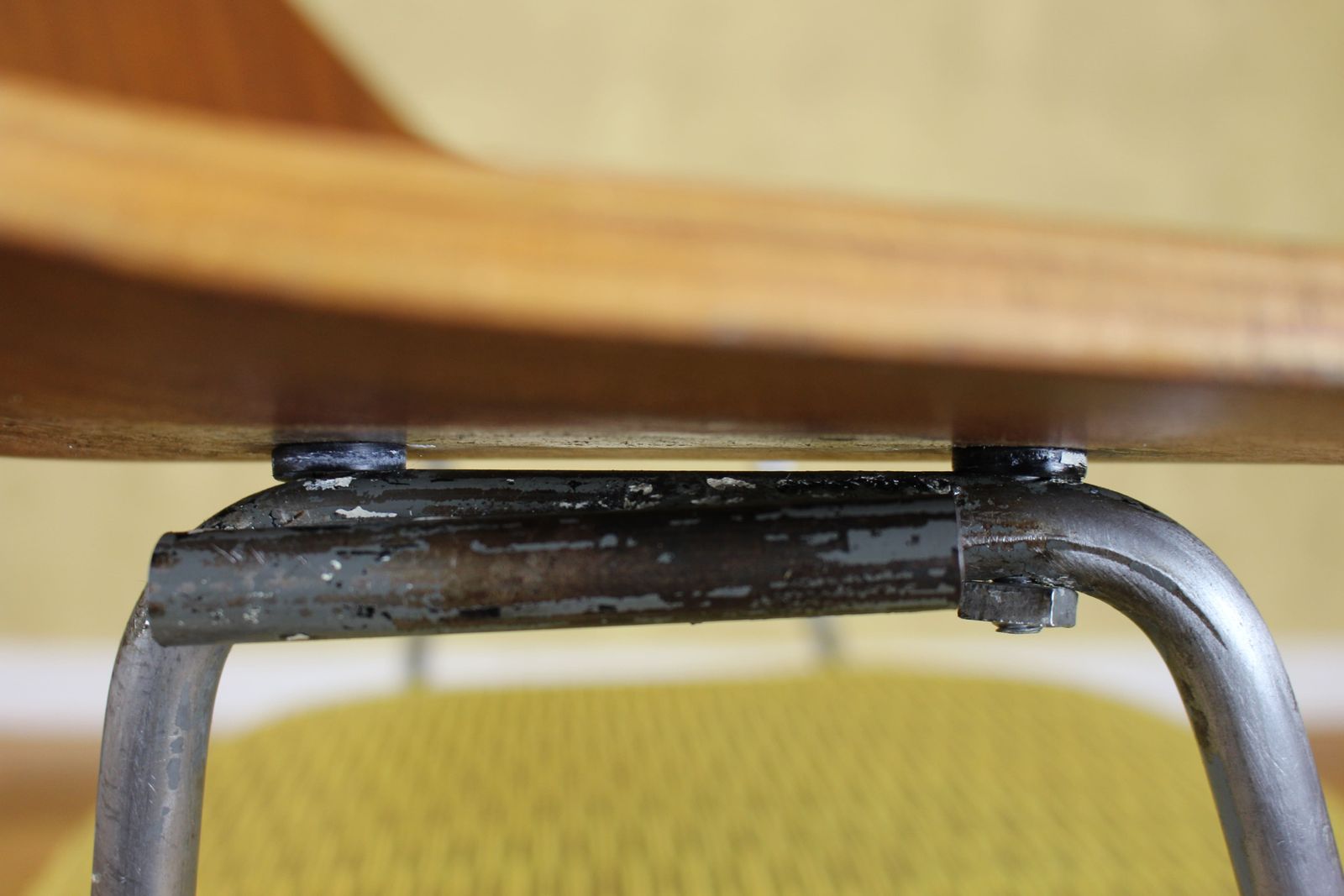 475.0 Hille Model 657 Chair By Robin Day photo