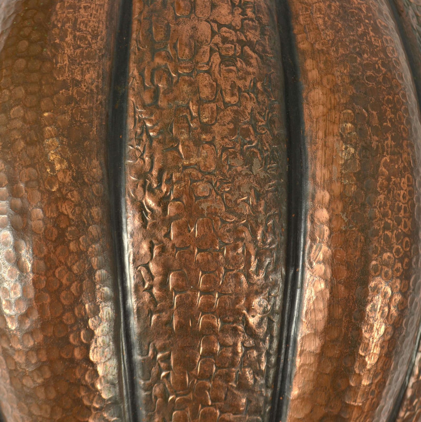 photo vinterior Set Of Large Copper Amphora Vases By Egidio Casagrande, Italy 1950's